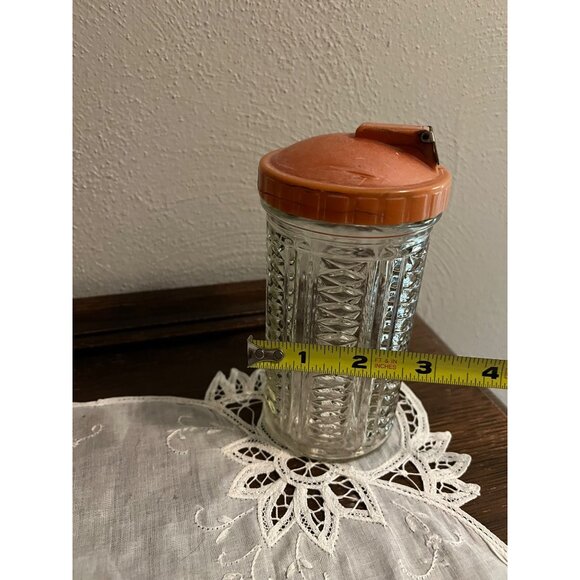 Vintage Medco 57C NYC Sugar Dispenser Plastic Top, some cracks - Picture 4 of 8